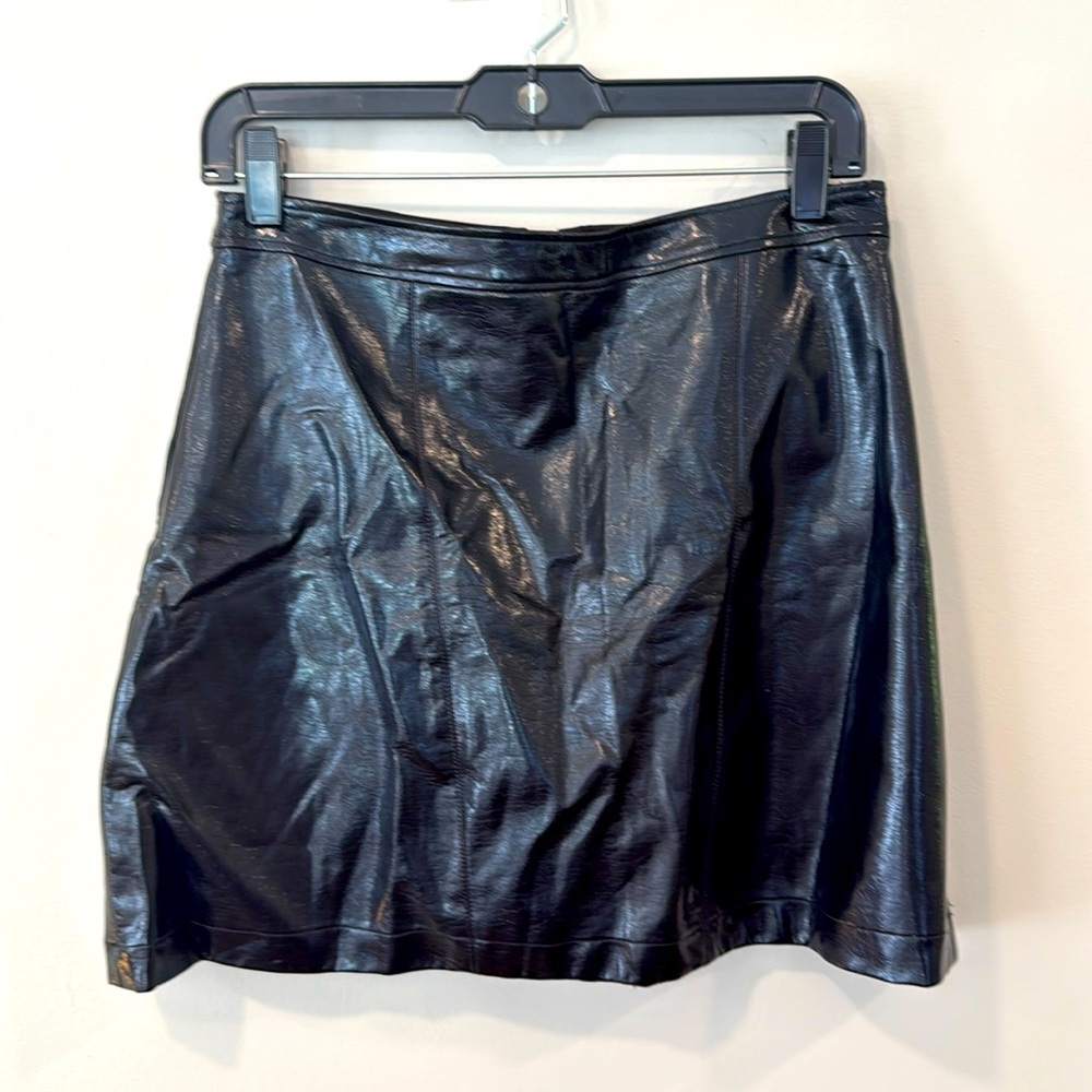 Abercrombie & Fitch faux leather Black skirt NWT Size Medium 2023
